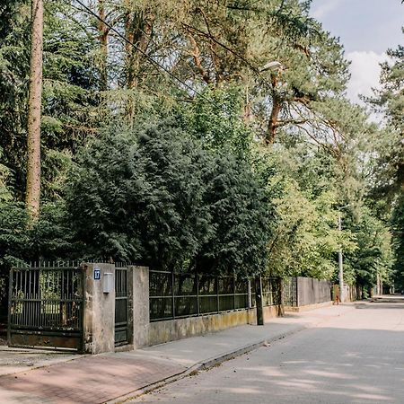 Apartel Piaseczno Piaseczno  Exteriör bild