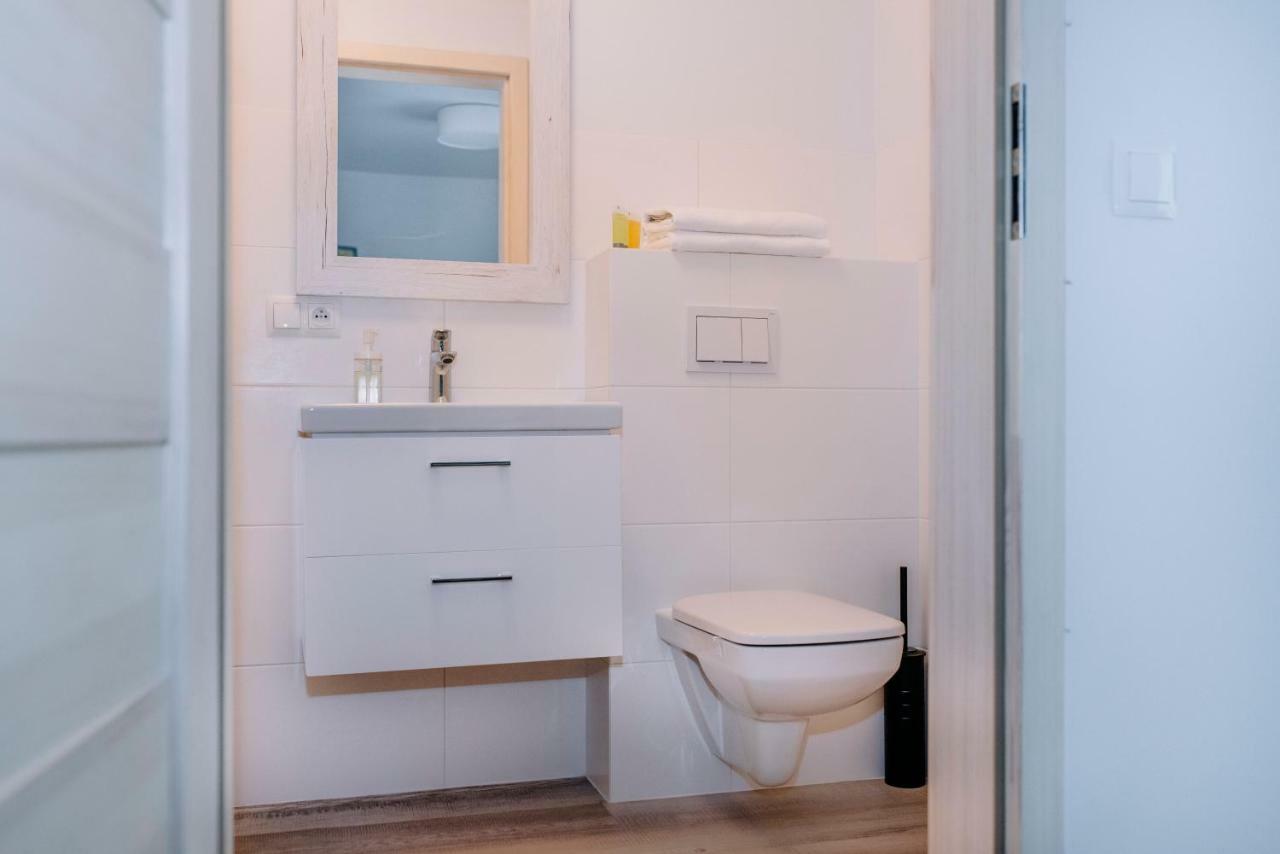 Apartel Piaseczno Piaseczno  Exteriör bild